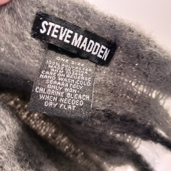 Steve Madden Brushed Plaid, Blanket Wrap Scarf, Black/Gray, Fringe, One Size - Picture 2 of 7